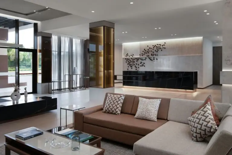 ar-pujac-lobby-41650_Classic-Hor